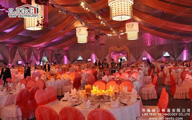 Cómo decorar una carpa de boda para que el evento sea inolvidable Liri Tent 1