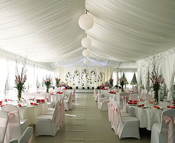 Cómo decorar la carpa de la boda