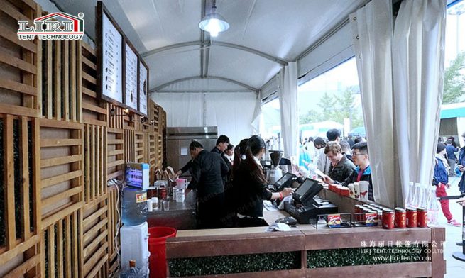 tienda de campaña tipo cúpula