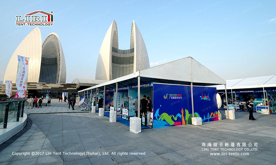carpa para exposiciones