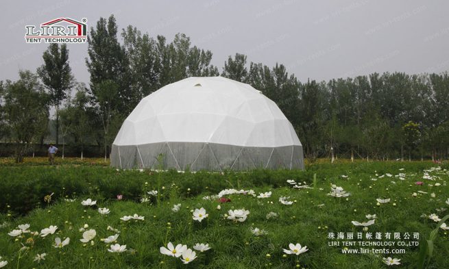carpa-invernadero con cúpula geodésica