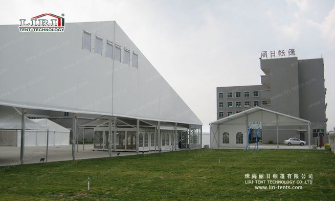 persiana para carpa de eventos al aire libre