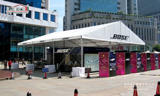 tienda de campaña con placa de lastre