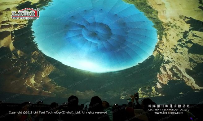 Proyección de una gran cúpula geodésica 1