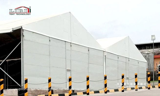 Carpas de 20 x 150 m para almacén