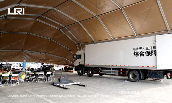 Carpa militar tipo hangar con cubierta abatible (4)