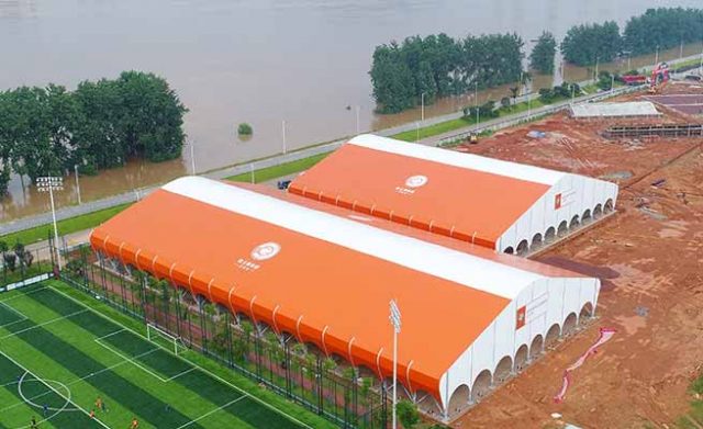 Carpa de 45 m de luz libre