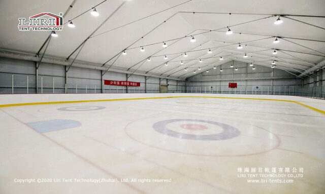 Carpa deportiva para pista de hockey sobre hielo. Detalle
