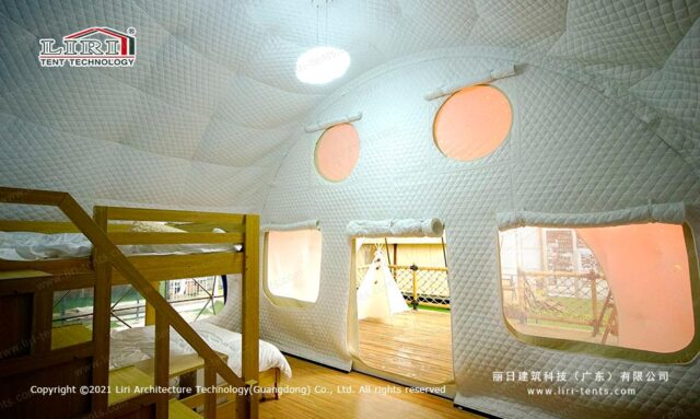 Glamping «Ladybug Dome» en interior 2