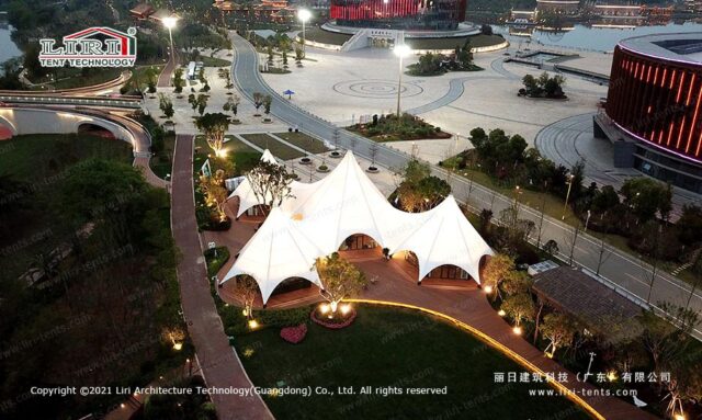 Foto aérea de la carpa Star Shade