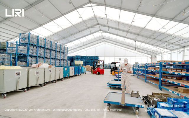 ¿Por qué utilizar una carpa de almacén 2?